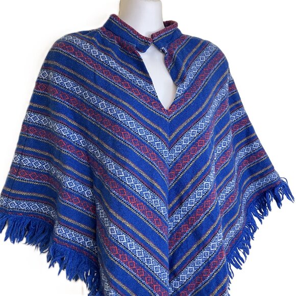 Bobbie Brooks Woven Poncho with Fringe Edge VNeck Blue Stripe Vintage 70s - Picture 2 of 6
